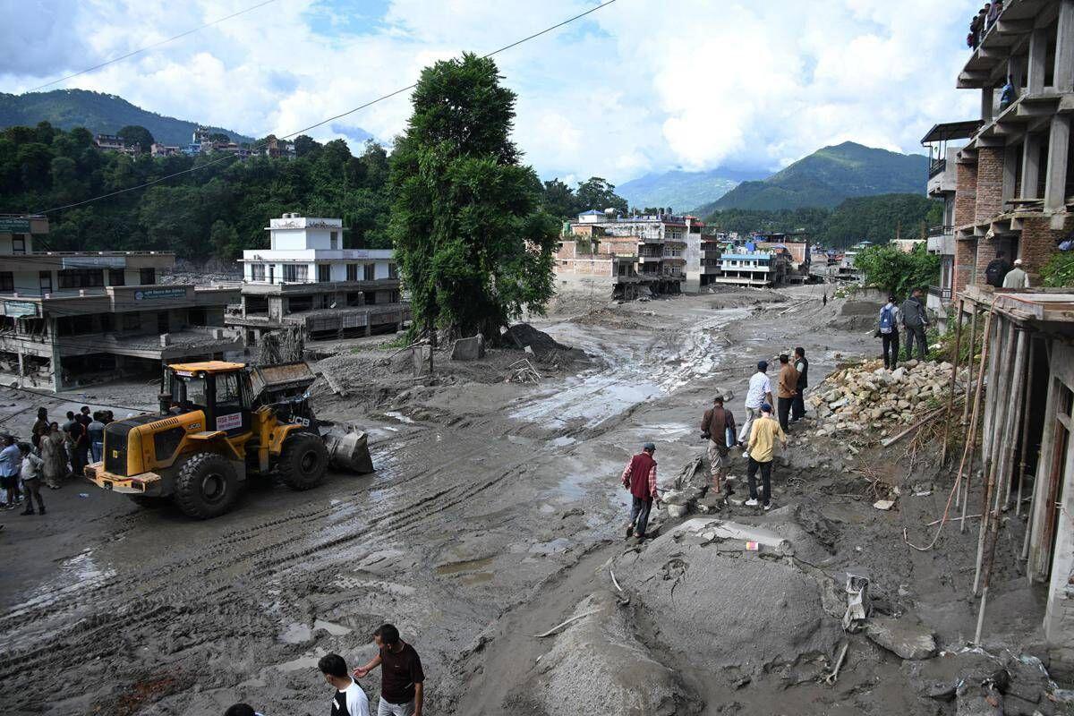 Alluvione in Nepal, sale a 469 il bilancio dei morti: oltre 1.400 dispersi - 