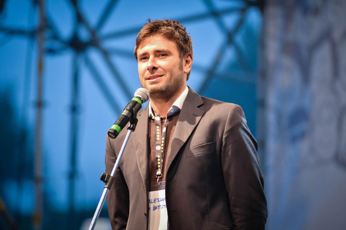 Alessandro Di Battista ricoverato a Cuba: l'attesa dei medici dal Gemelli e il primo post Instagram, cosa sappiamo - 