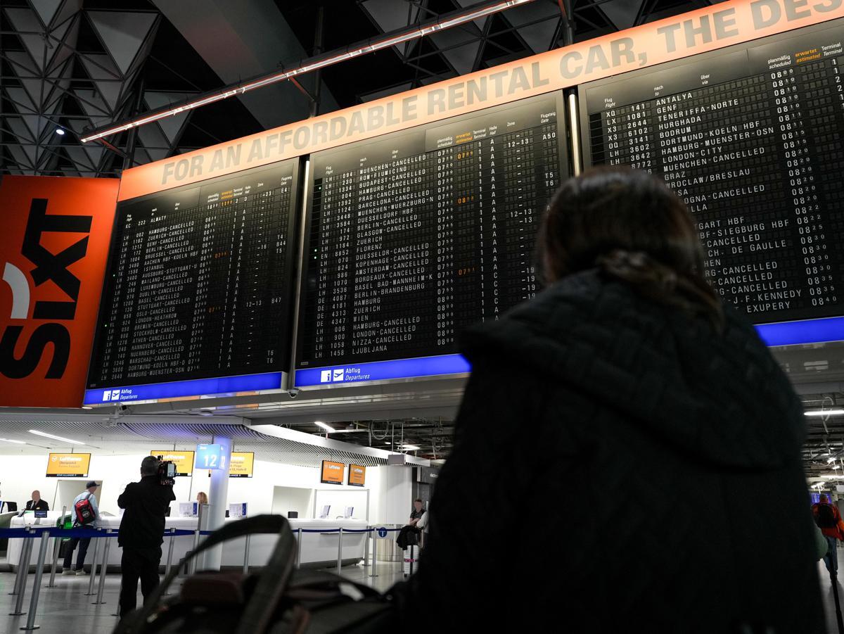 Malaria all'aeroporto di Francoforte, 1 morto e 5 casi tra i dipendenti: rafforzati i controlli - 