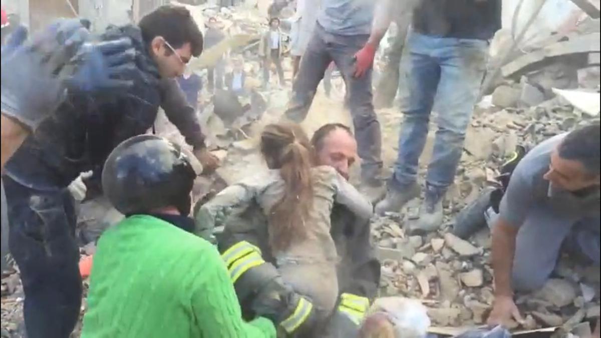 I soccorsi, la fatica e la gioia per le vite salvate: i ricordi dei vigili del fuoco a 10 anni dal terremoto del Centro Italia - 