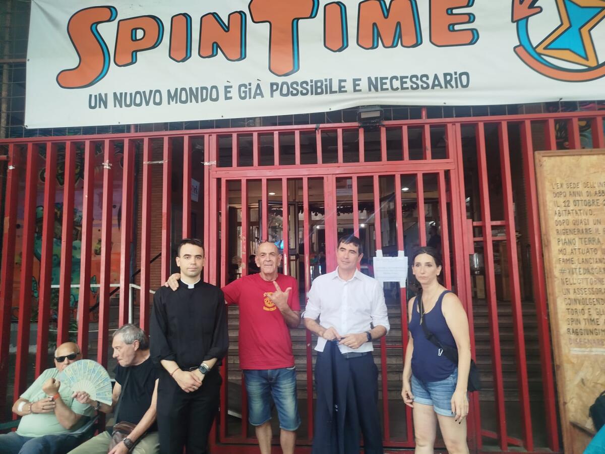 Spin Time: Roma propone l'acquisto dell'immobile per favorire il rientro immediato dei residenti - 