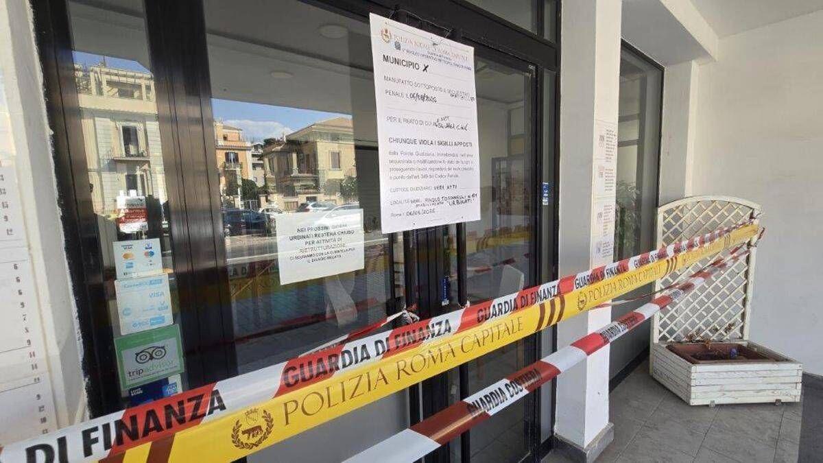 Ostia, sequestrati i due stabilimenti storici Urbinati e Le Palme - 