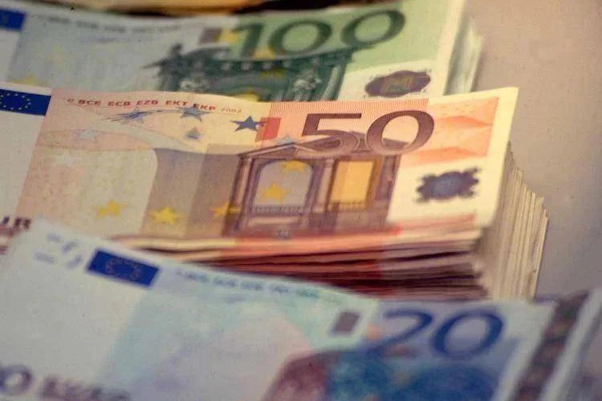 Dalle accise al canone Rai, 'invisibile' il 95,7% delle tasse dei dipendenti: l'analisi - 