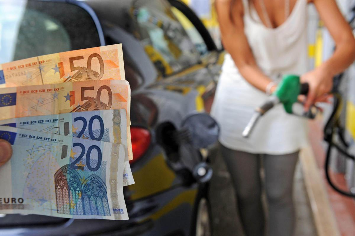 Caro carburanti, caccia alle risorse: extra-gettito Iva non risolverebbe nodo coperture - 