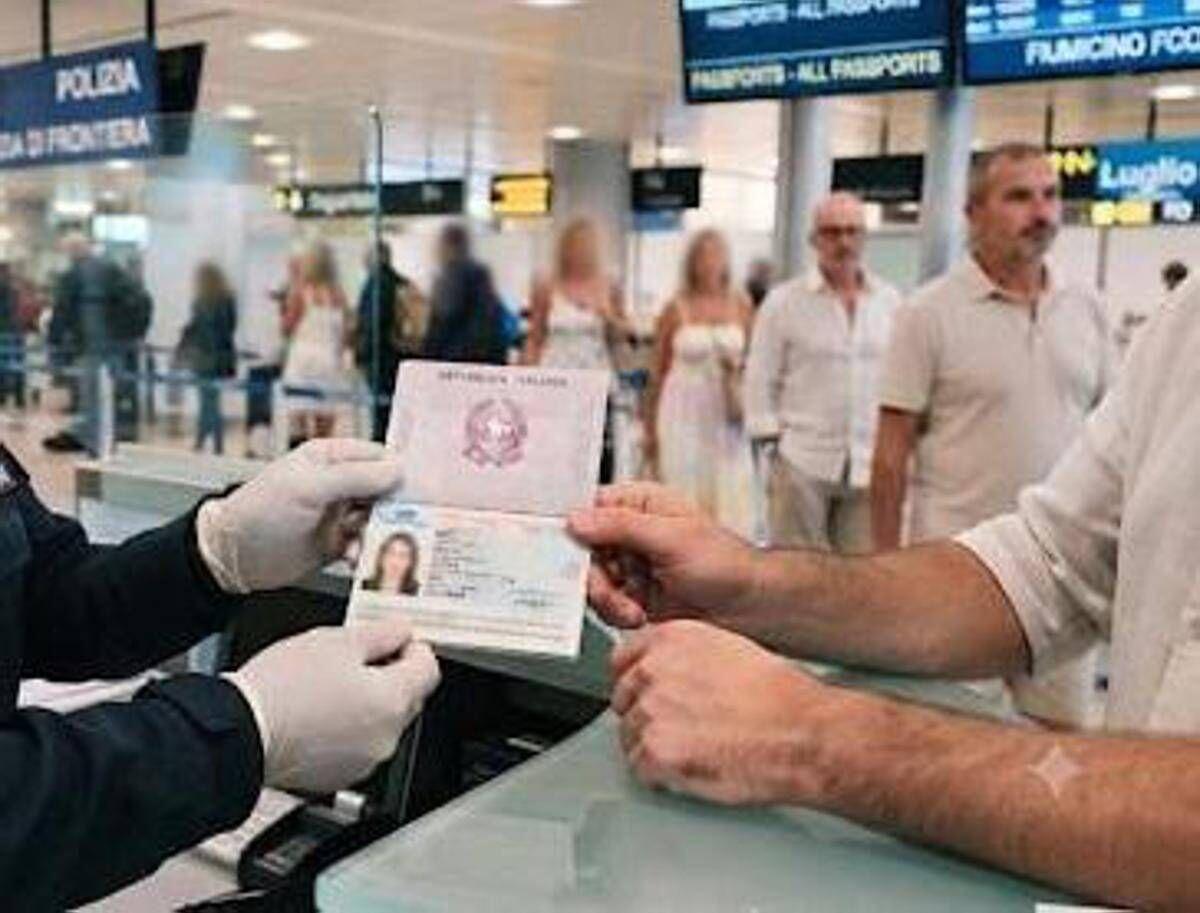 Spagna, controlli in vigore per arrivi da Italia. Media: "Possibili anche su intero volo" - 