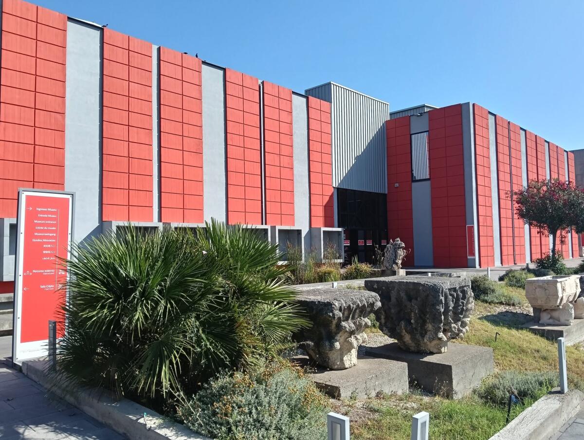 Furto al MuMe di Messina: due tele di Antonello ritrovate su un marciapiede dopo la segnalazione al 112 - 