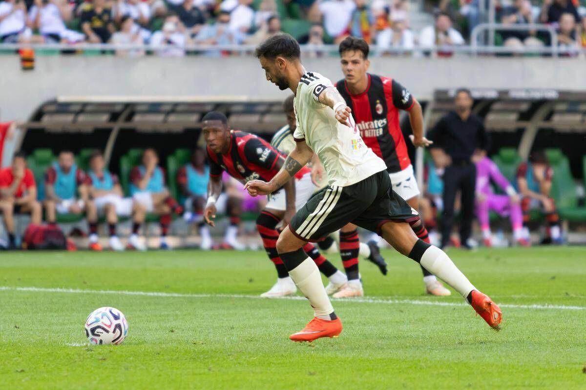 Milan-Manchester United, rissa sfiorata e rigore contestato in amichevole - 