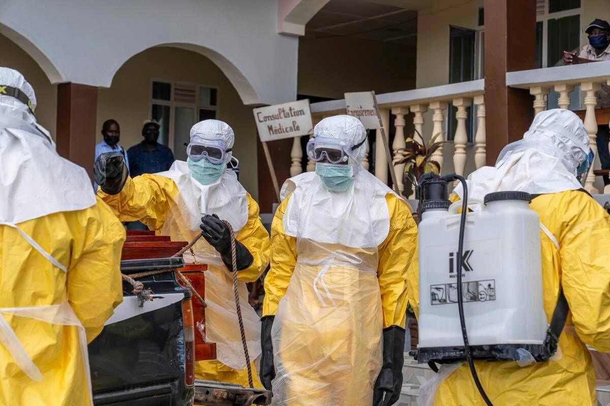 Ebola, il co-scopritore del virus: "Si diffonde a velocità mai vista" - 