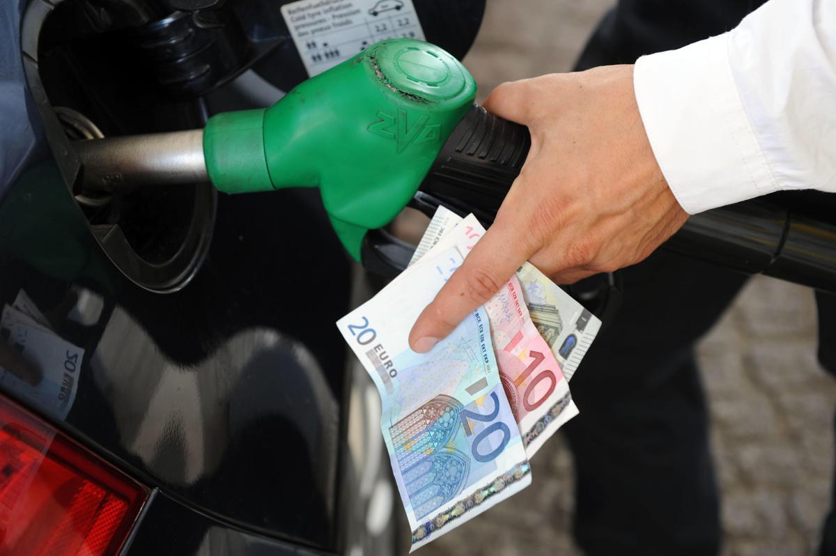 Germania con 4 Paesi Ue e Italia: "Tassa extraprofitti a compagnie petrolifere" - 