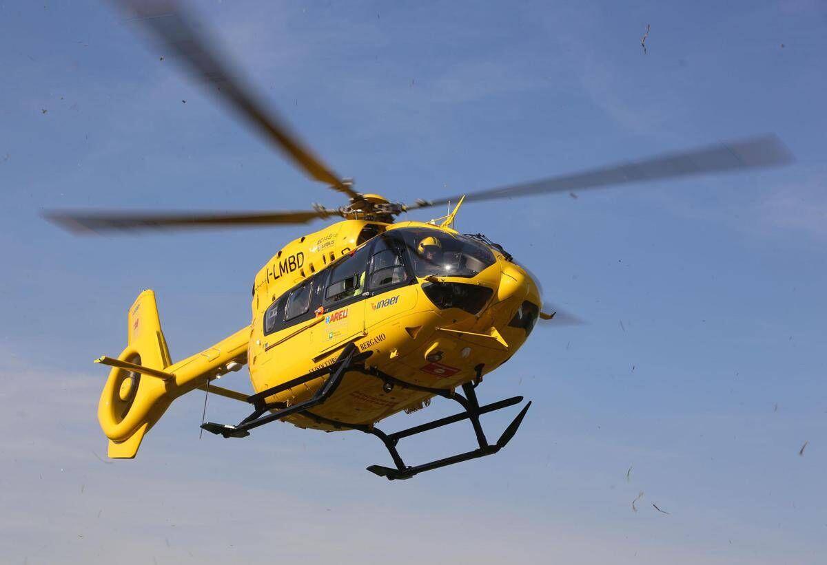 Malore in mare, ragazza rischia di annegare a Gaeta: salvata da due agenti - 
