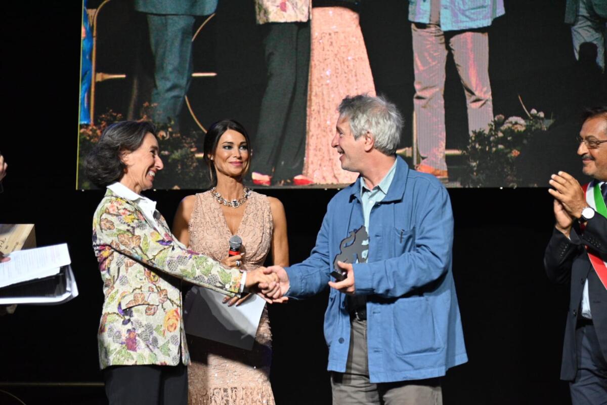 Éric Vuillard a Donnafugata: tra vigneti, degustazioni e il Premio Tomasi di Lampedusa - 