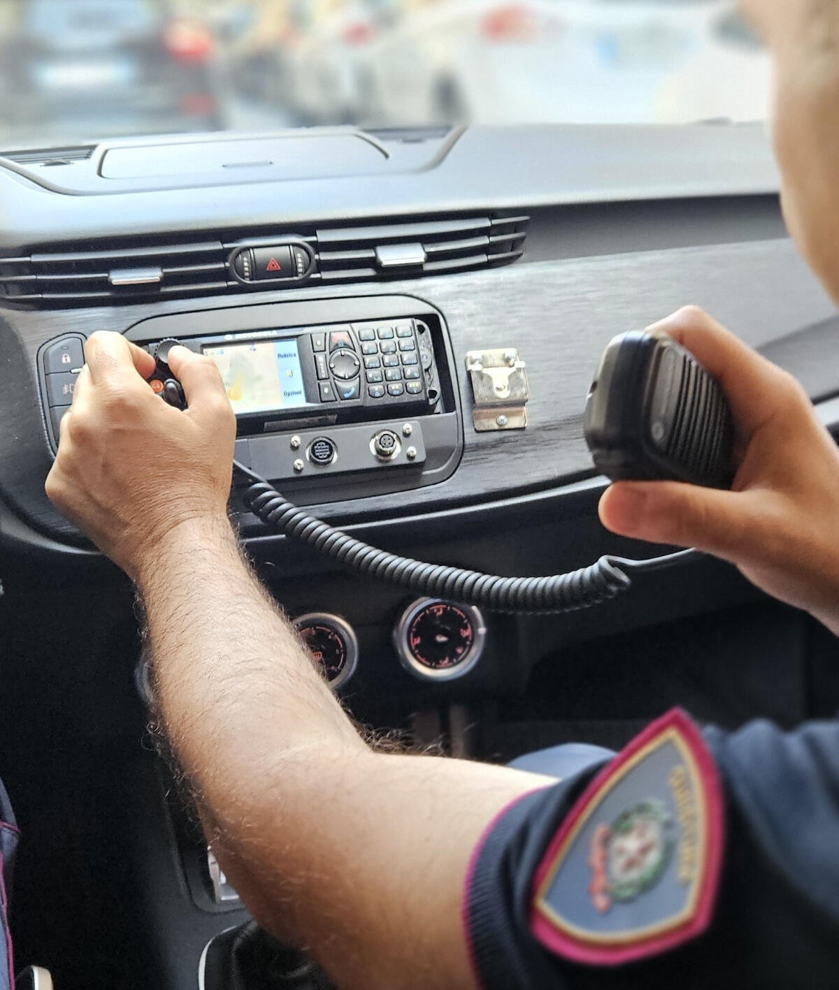 Evaso dai domiciliari a Catania: 30enne fermato dopo inseguimento e barricamento - 