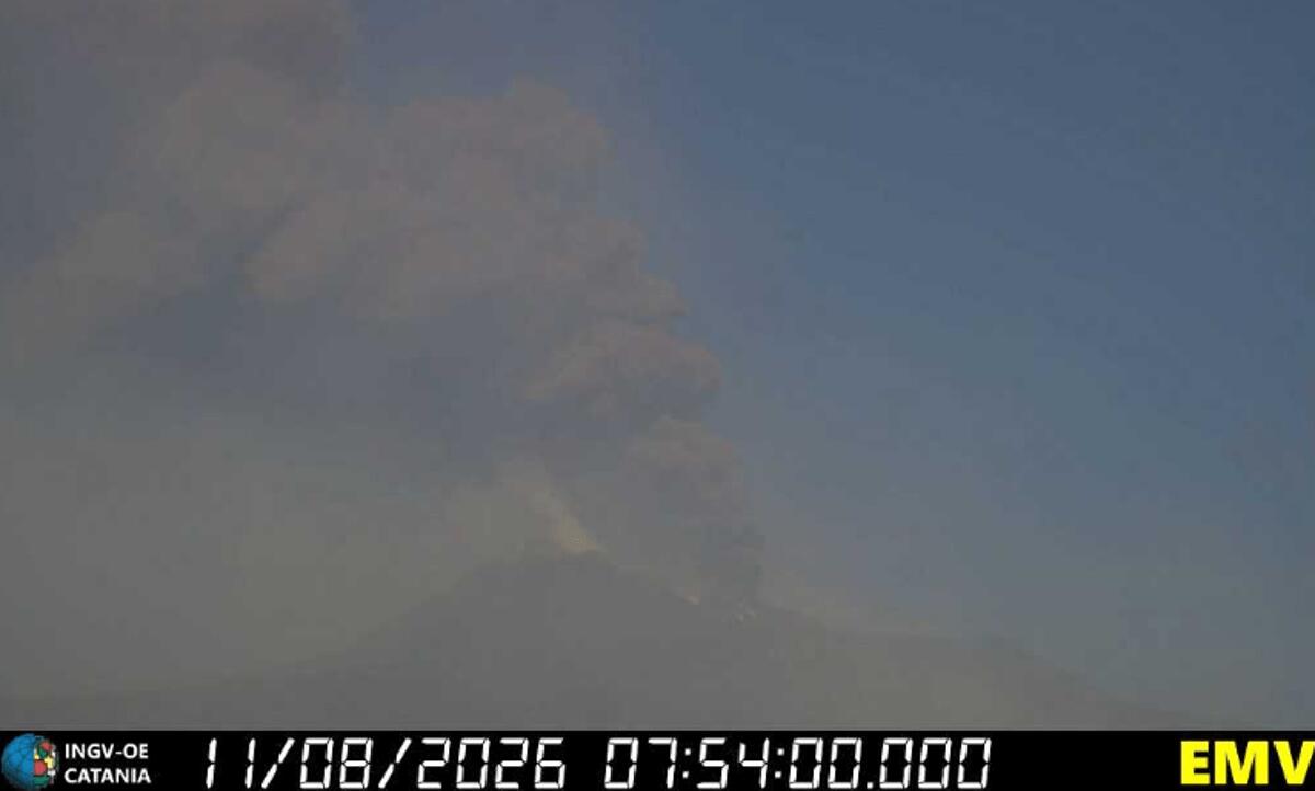 Etna in eruzione, oggi ancora disagi all'aeroporto di Catania: voli in arrivo sospesi fino alle 19 - 
