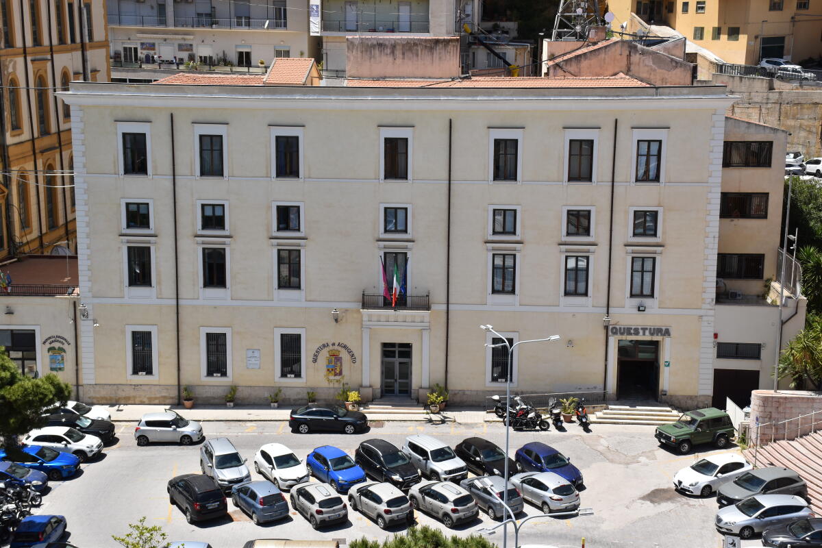 Agrigento, controlli della Questura sulle locazioni a stranieri: multe fino a 3.500 euro - 