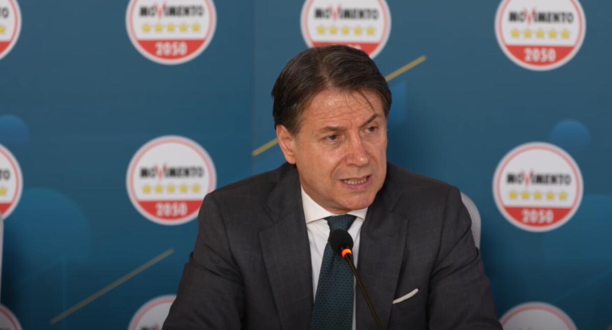 Conte alla Camera: «State consegnando l’Europa e un arsenale militare ai neonazisti dell’Afd» - 
