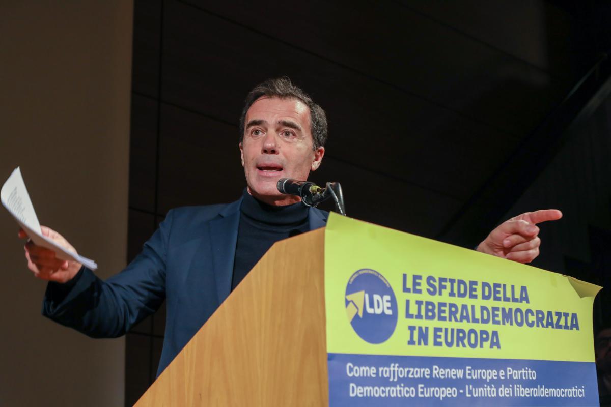 Migranti: Gozi accusa Tajani di agire da leader del Partido Popular - 