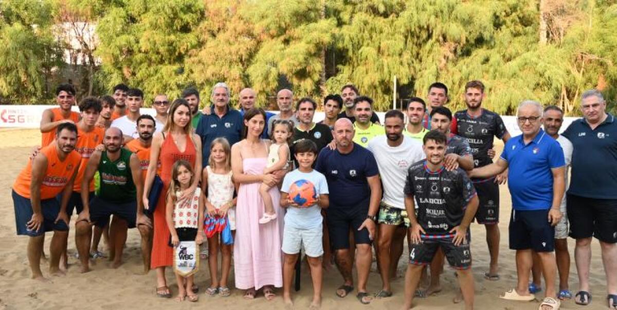Beach Soccer: Uniscuole Vittoria campione regionale, trionfo 6-3 a Catania - 