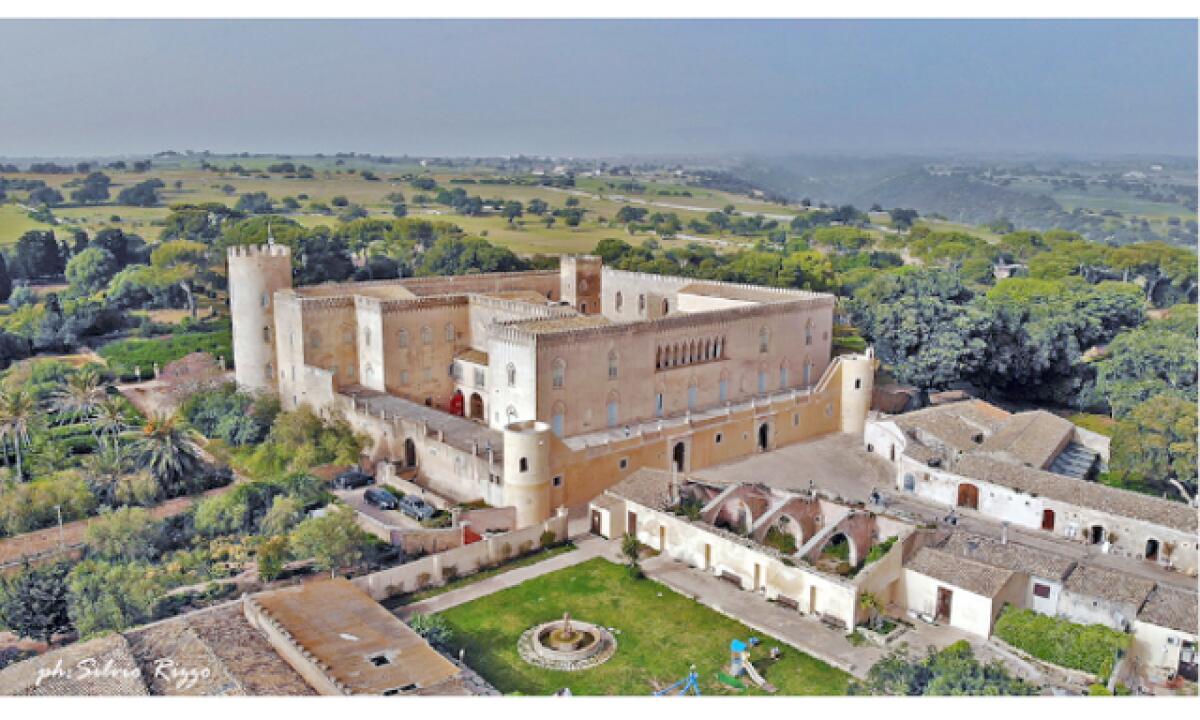 Castello di Donnafugata: aperture straordinarie e visite serali ad agosto 2026 - 