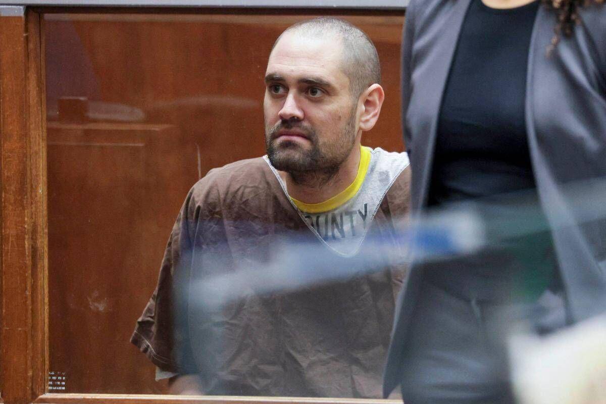 Omicidio di Rob Reiner e della moglie, incriminato il figlio Nick: l'aggravante dell'agguato premeditato - 