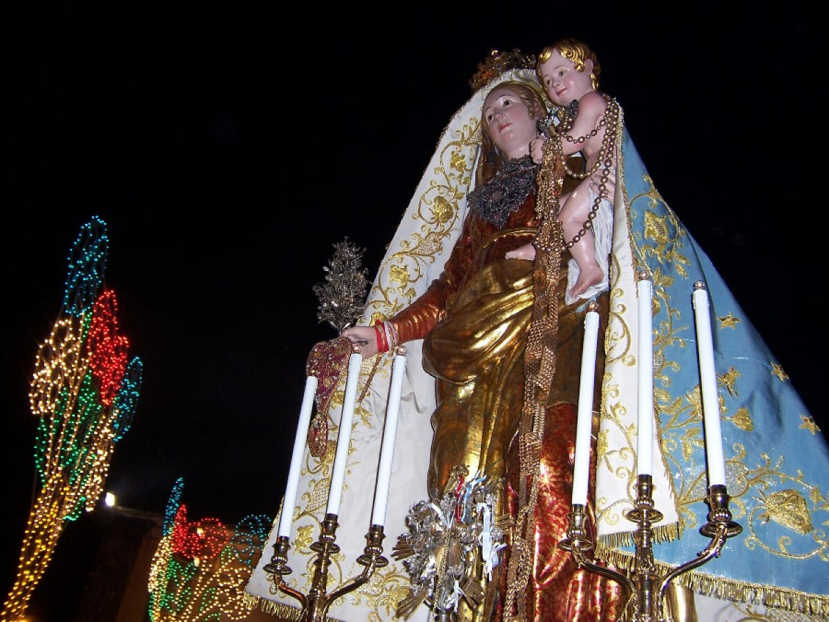 Maria SS.ma della Catena patrona di Aci Catena 15 agosto  (CT): storia, fede e festa - 