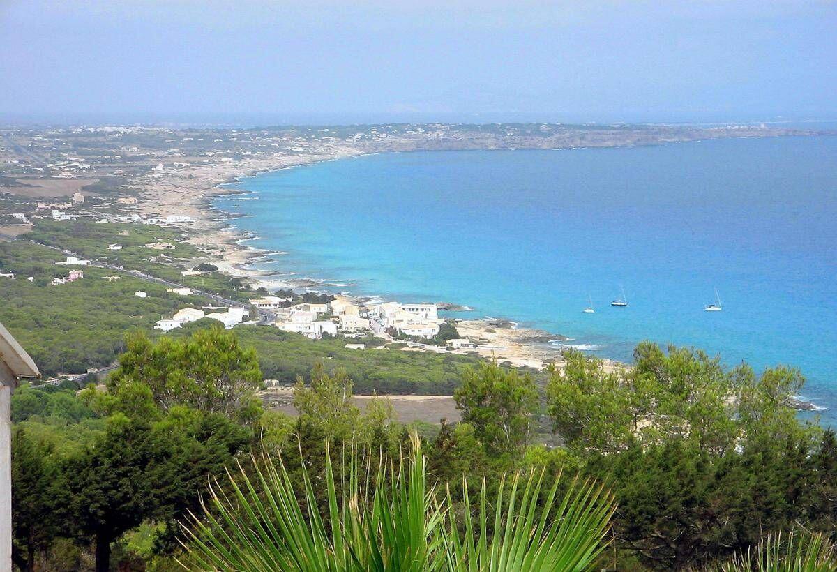 Formentera, italiano muore mentre nuota sulla spiaggia di Llevant - 
