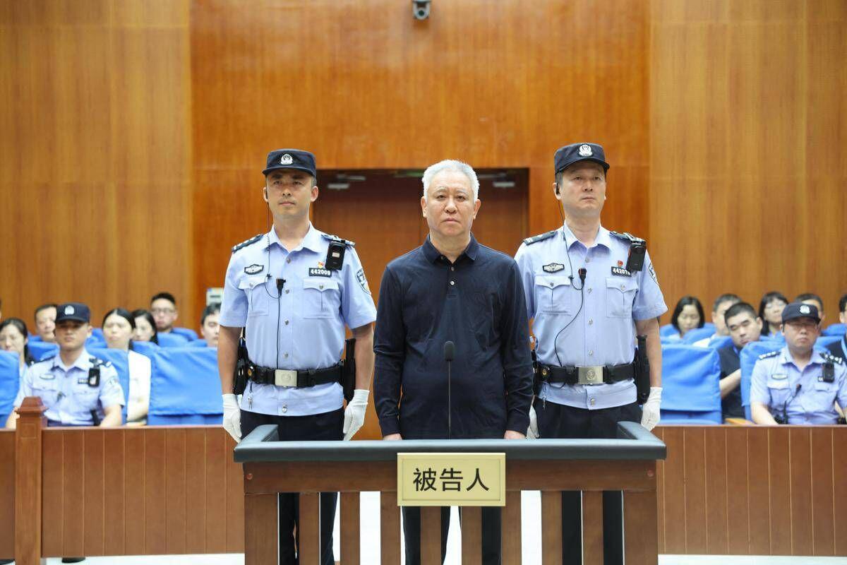 Cina, condannato all'ergastolo fondatore di Evergrande - 
