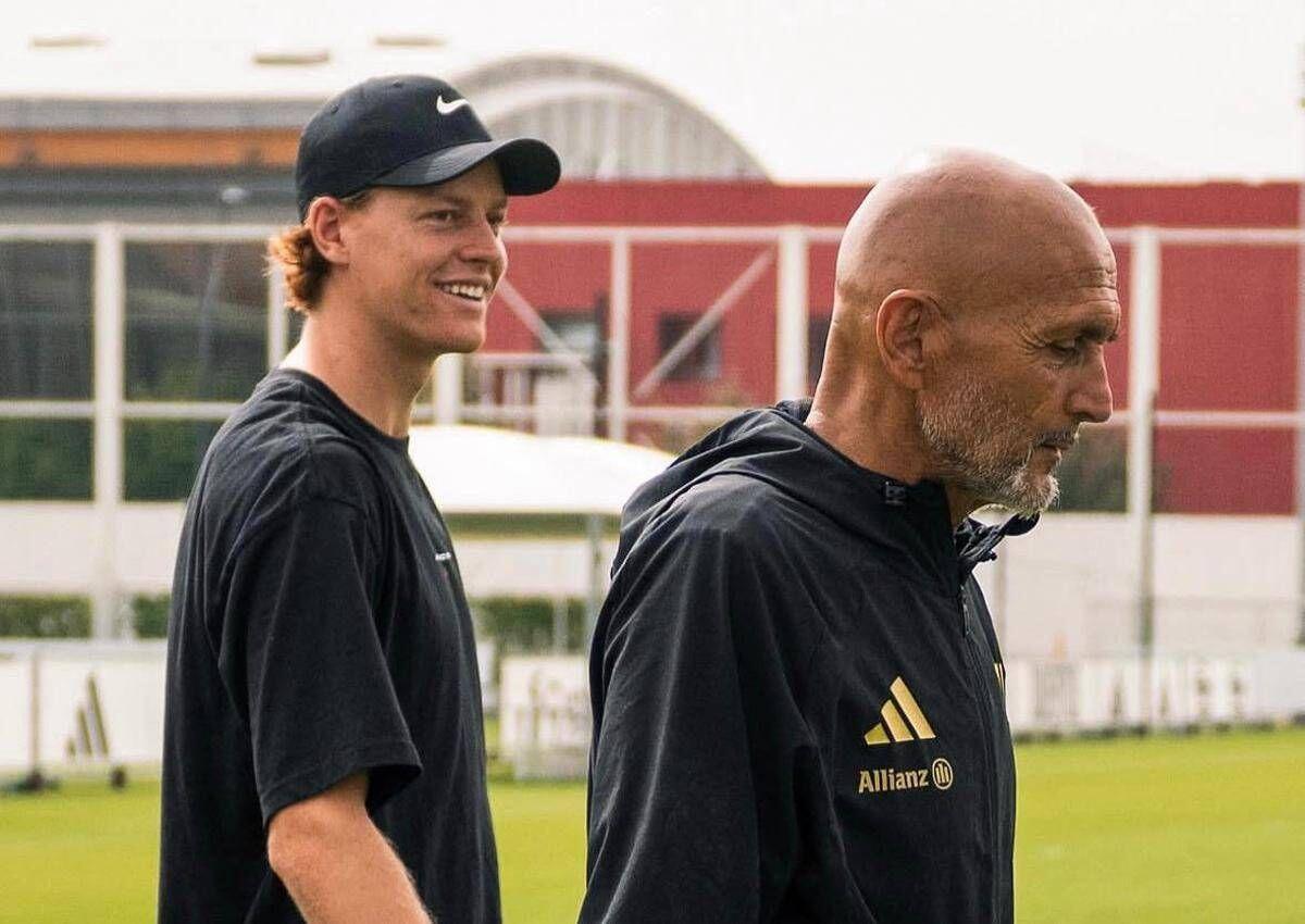 Sinner fa visita alla Juve, l'incontro con Spalletti - Video - 