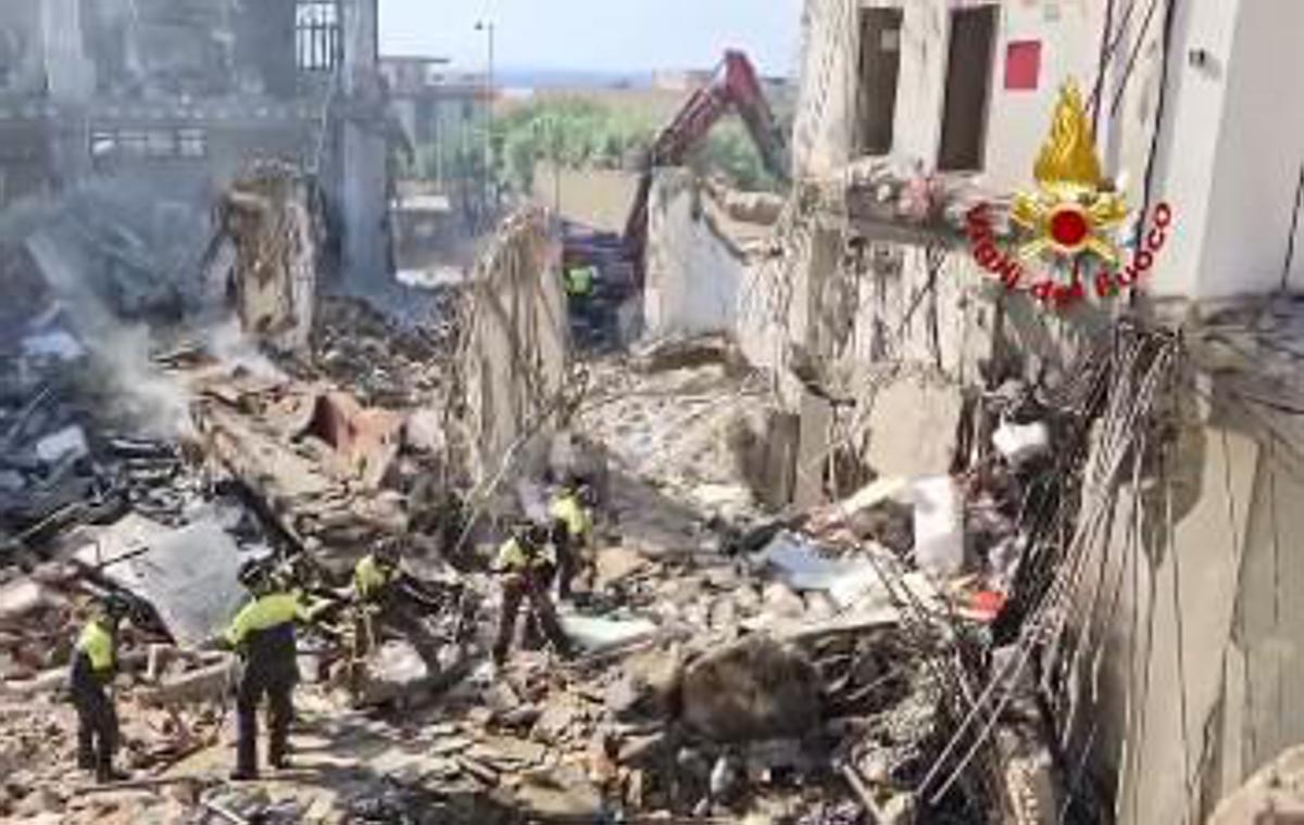 Crollo palazzina a Messina, ancora tre dispersi. Oggi gli interrogatori degli indagati - 