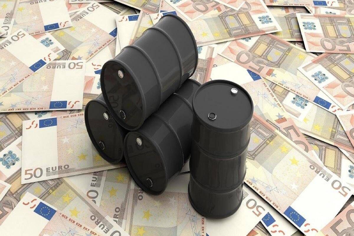 Prezzi petrolio in calo, Brent e WTI scendono: quanto costano benzina e diesel oggi - 