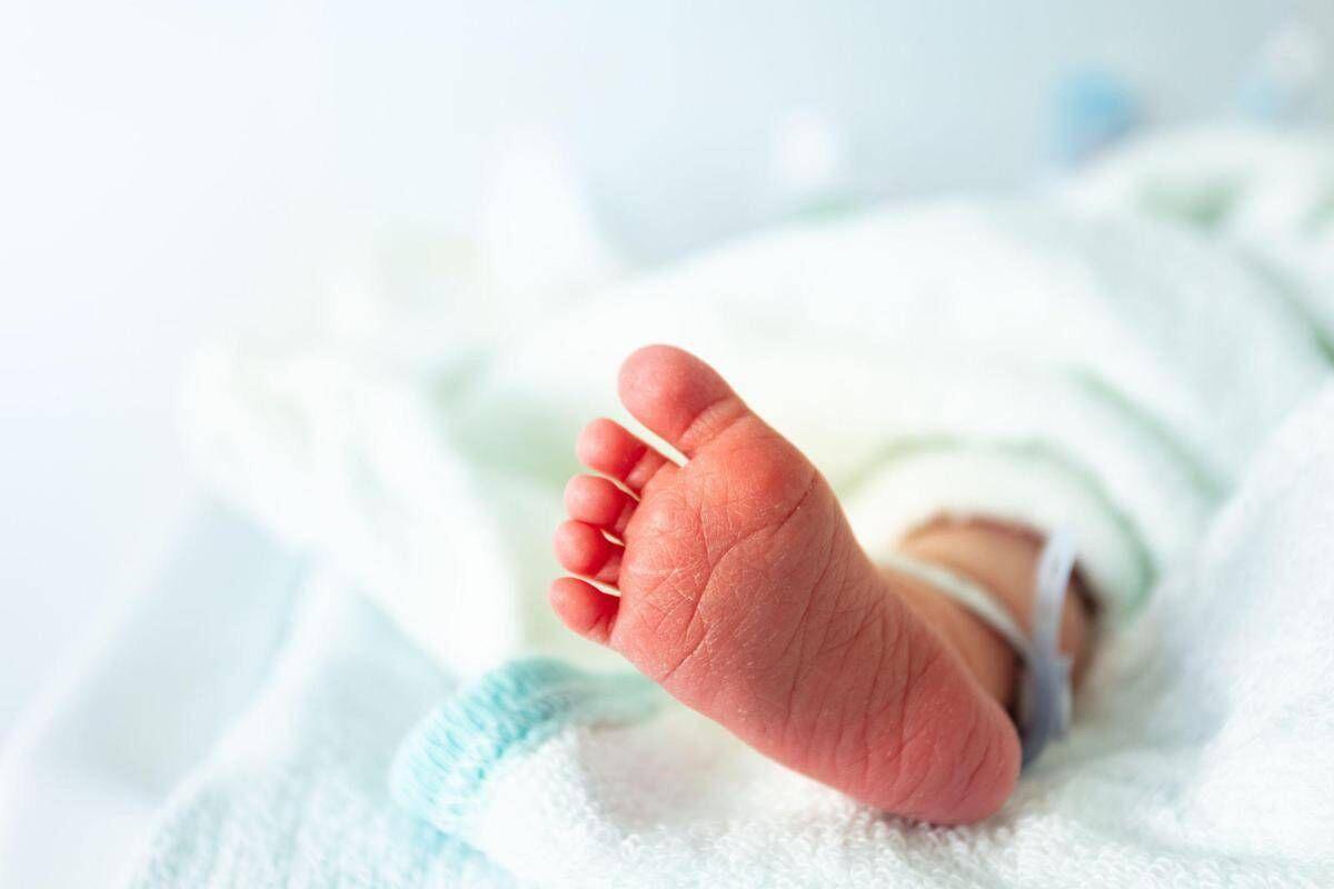 Diventa mamma a 62 anni: "La mia famiglia non ci credeva" - 