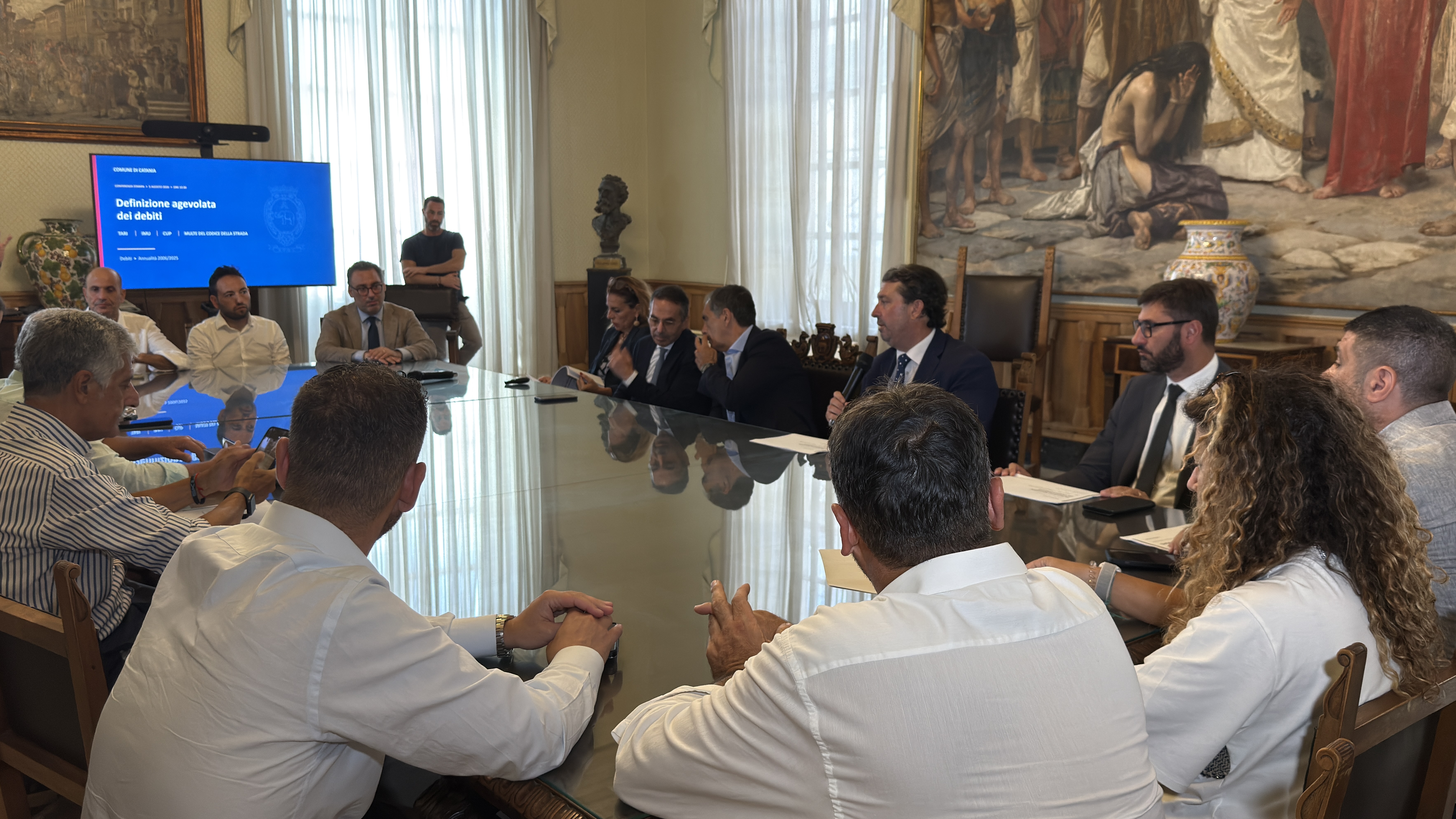 Catania approva la 'Pace fiscale': azzeramento di sanzioni e rate fino a 48 mesi per i debiti comunali - 