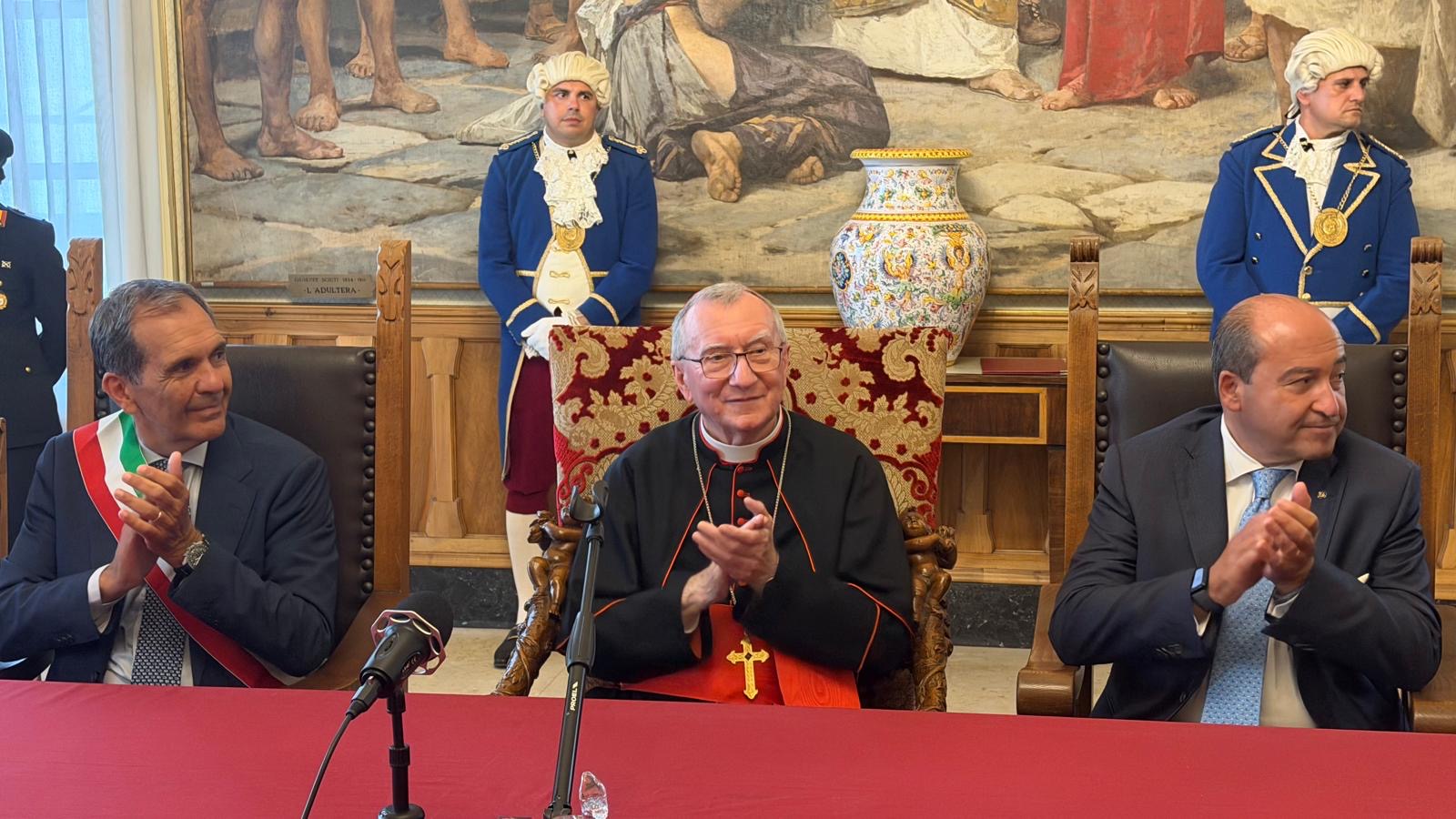 Cardinale Parolin a Palazzo degli Elefanti per il IX Centenario di Sant'Agata - 