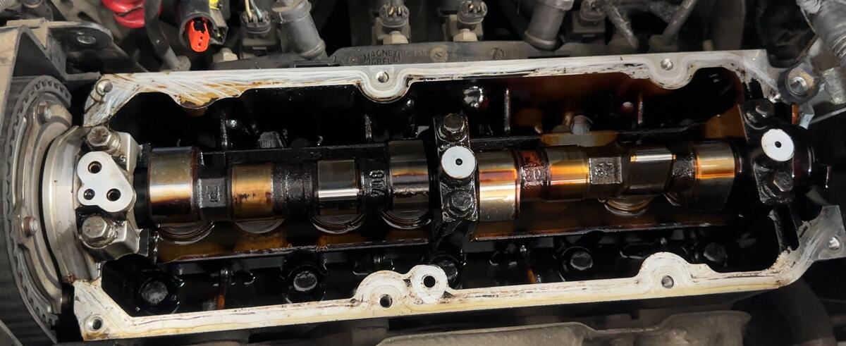 Boom di motori con il carburante annacquato, i meccanici: "Mai visti tanti casi in 50 anni" - Video - 