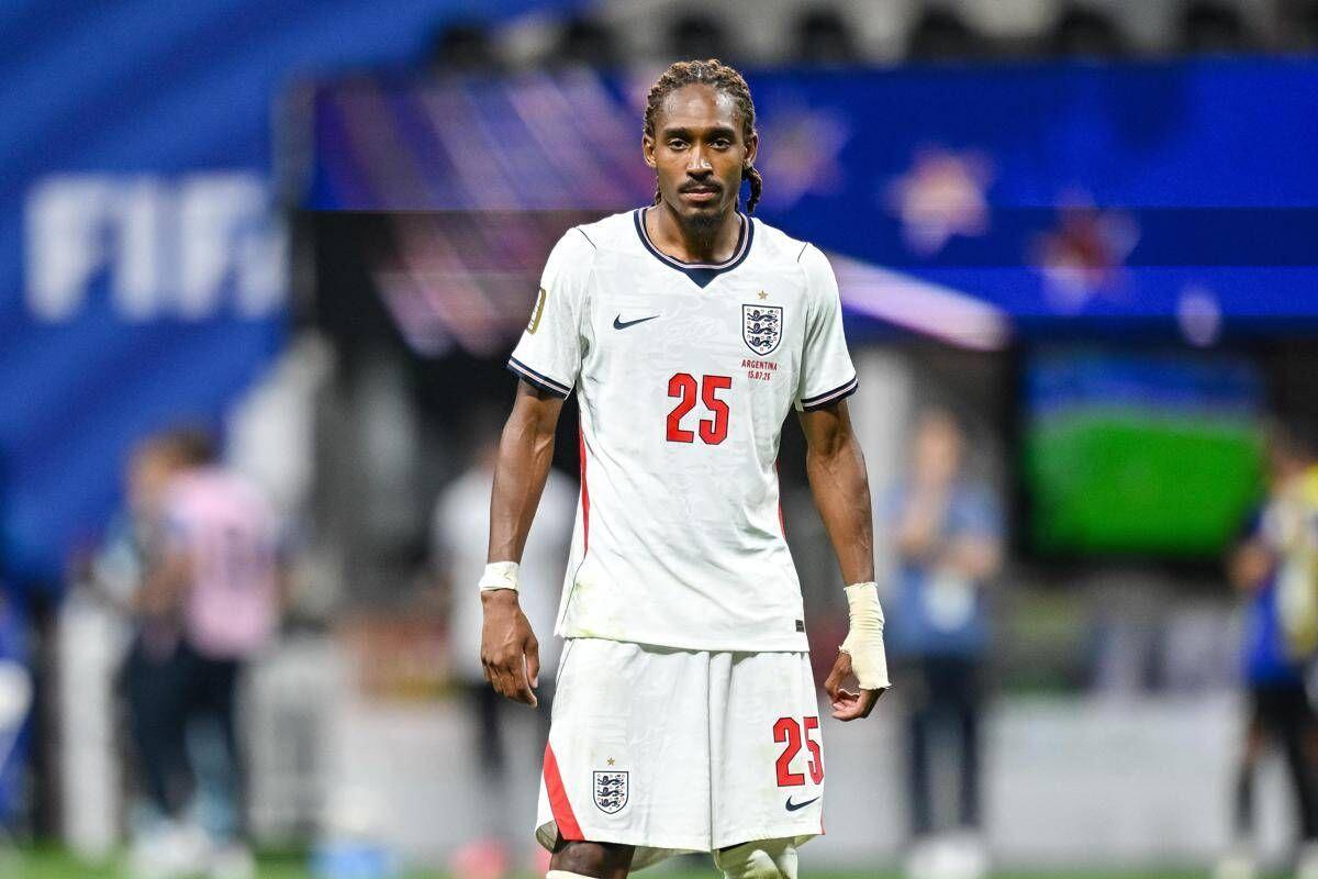 Colpo dell'Inter, è fatta per l'arrivo di Spence dal Tottenham - 