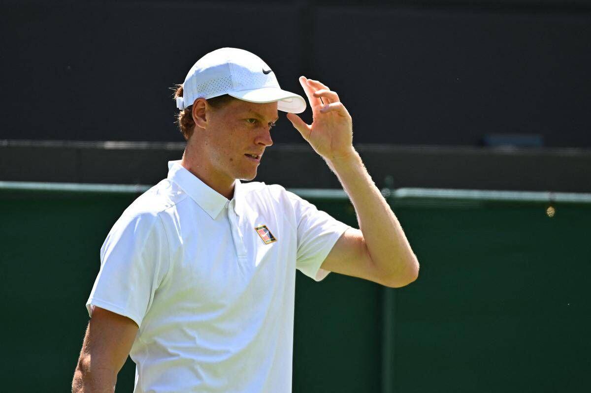 Sinner salta il Masters 1000 di Cincinnati: "Problema al ginocchio destro" - 