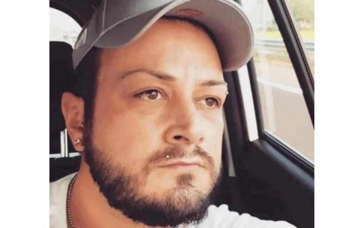 Driver muore durante una consegna a Piacenza, Pasquale era precario - 