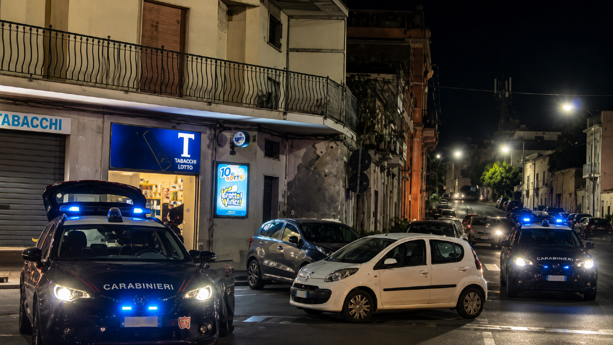 Giarre: due denunce e un ciclomotore sequestrato nei controlli dei carabinieri - 