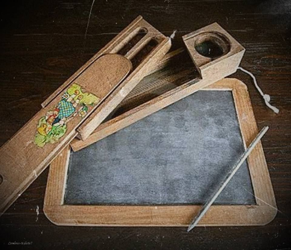La lavagnetta di scuola che riporta subito indietro nel tempo - 