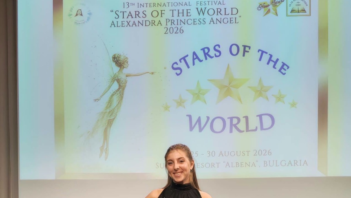 Giovanissima cantante di Belpasso vince il 'Super Grand Prix' ad Albena: il sindaco celebra il trionfo - 