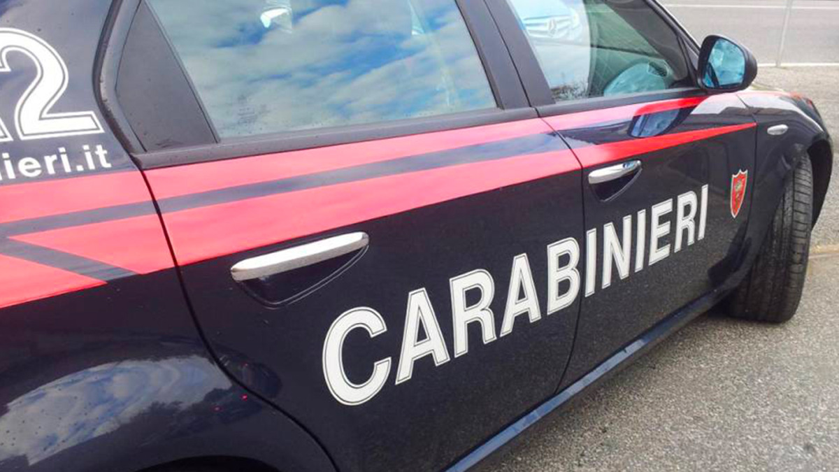 Misilmeri: tre arresti, sequestrati crack, pistole e una doppietta; indagini su collegamenti con sparatorie