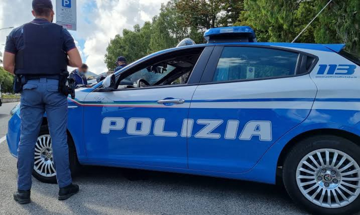 Catania: 22enne arrestato dopo controllo, trovate dosi di crack negli slip e 340 euro sequestrati