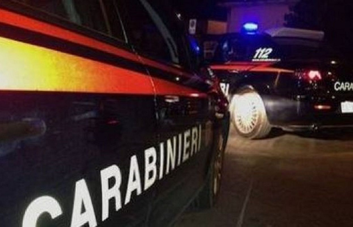Auto rubata recuperata a Misterbianco: 16enne la rivendica, padre lo picchia. Entrambi denunciati - 