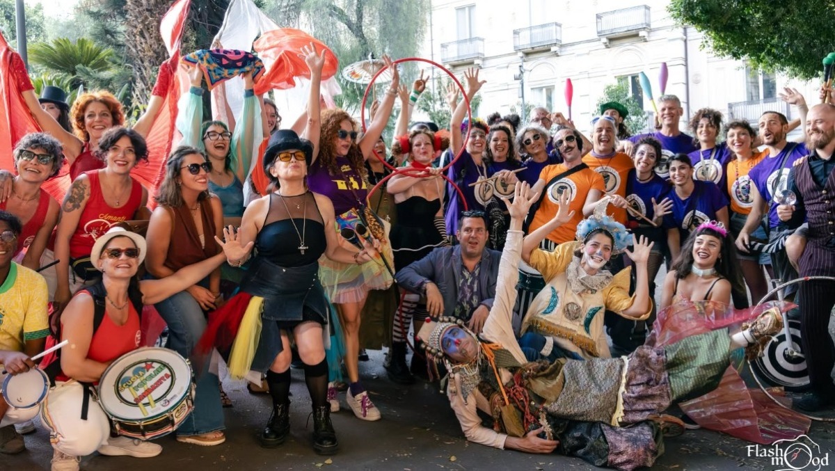 Ursino Buskers 2026: al via la XII edizione, l'arte di strada invade il quartiere Castello Ursino - Credit Foto Ursino Buskers 