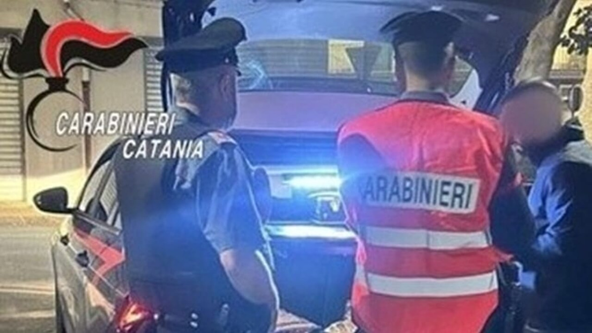 Controlli a San Cristoforo: arresto per spaccio, tre denunce e sanzioni per oltre 11.000 euro - 