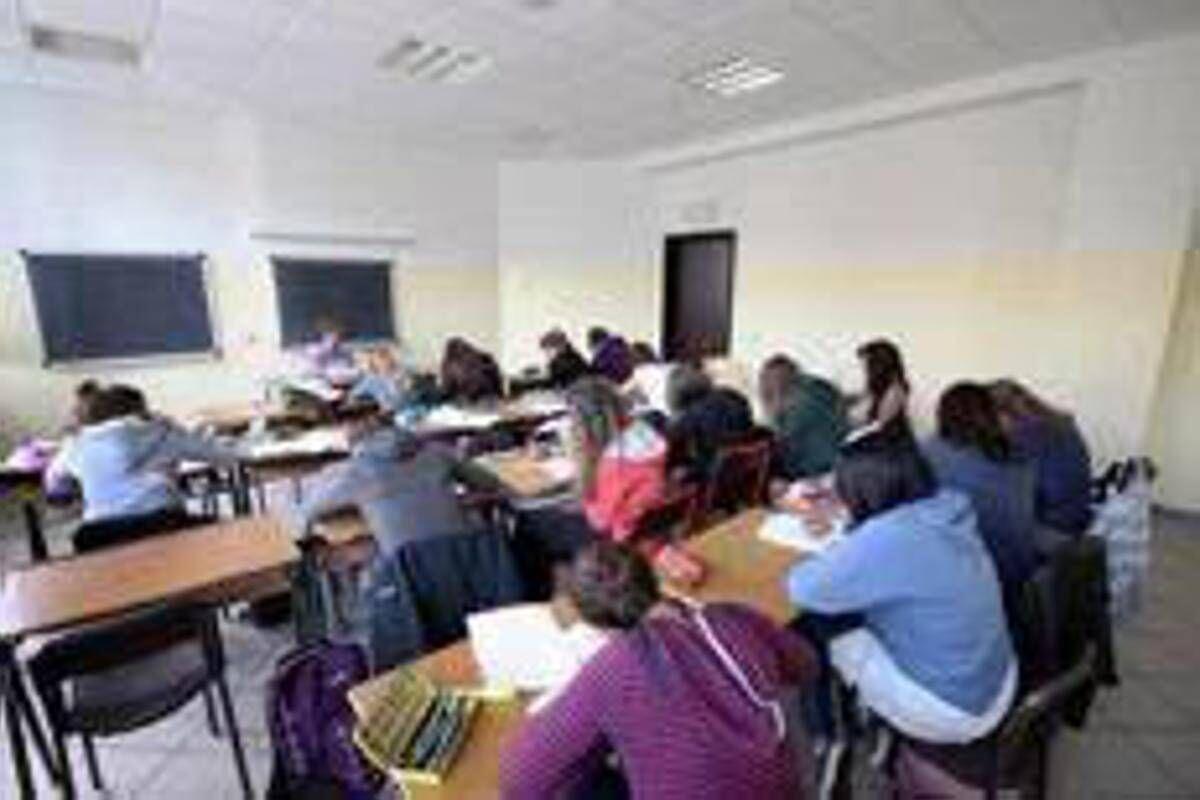 Scuola, Ocse: prestazioni in calo soprattutto in lettura e matematica. Italia sopra media - 