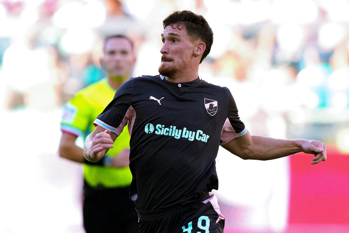 Palermo FC, venerdì 4 settembre la presentazione di Alessandro Gabrielloni - 