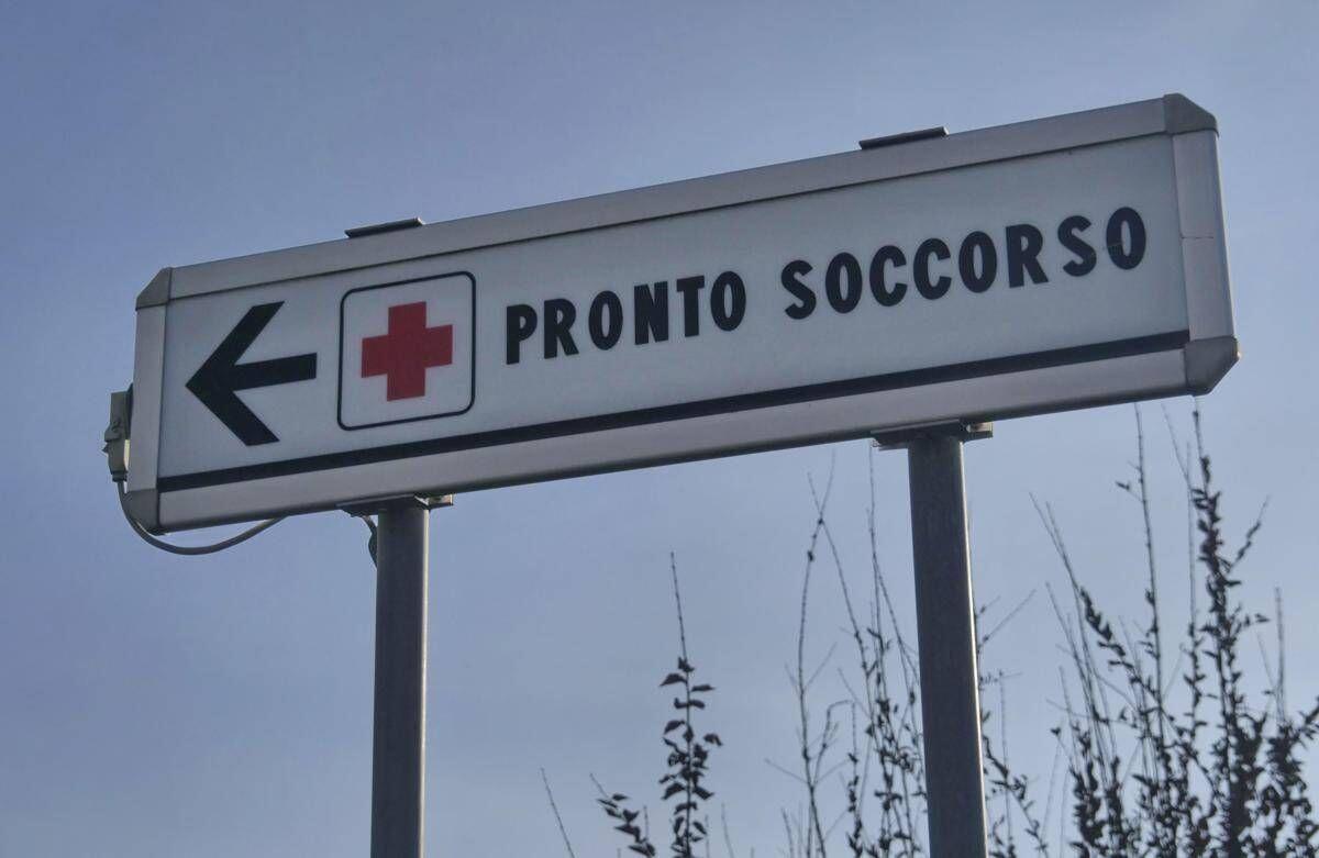 Messina, donna getta acido contro il suo avvocato: il legale è grave in ospedale - 