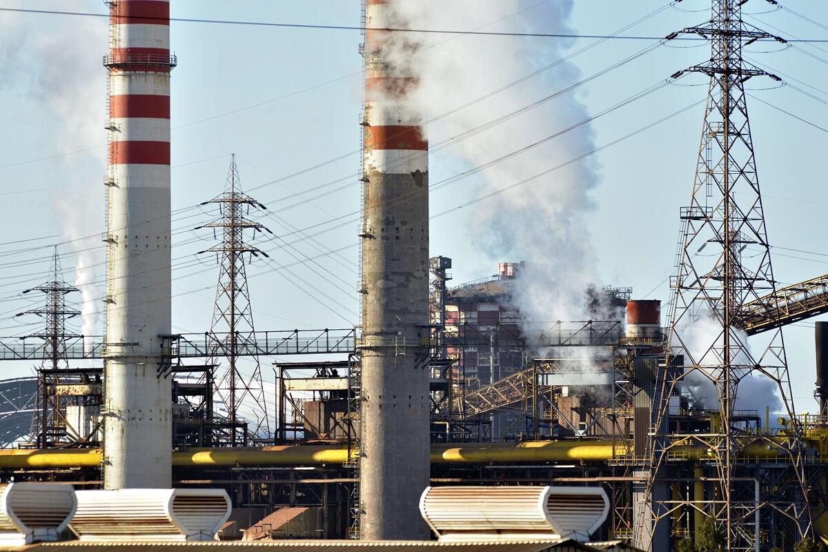 Ex Ilva, governo chiede sospensione dei licenziamenti: Aigi e Aepi accolgono l'appello - 