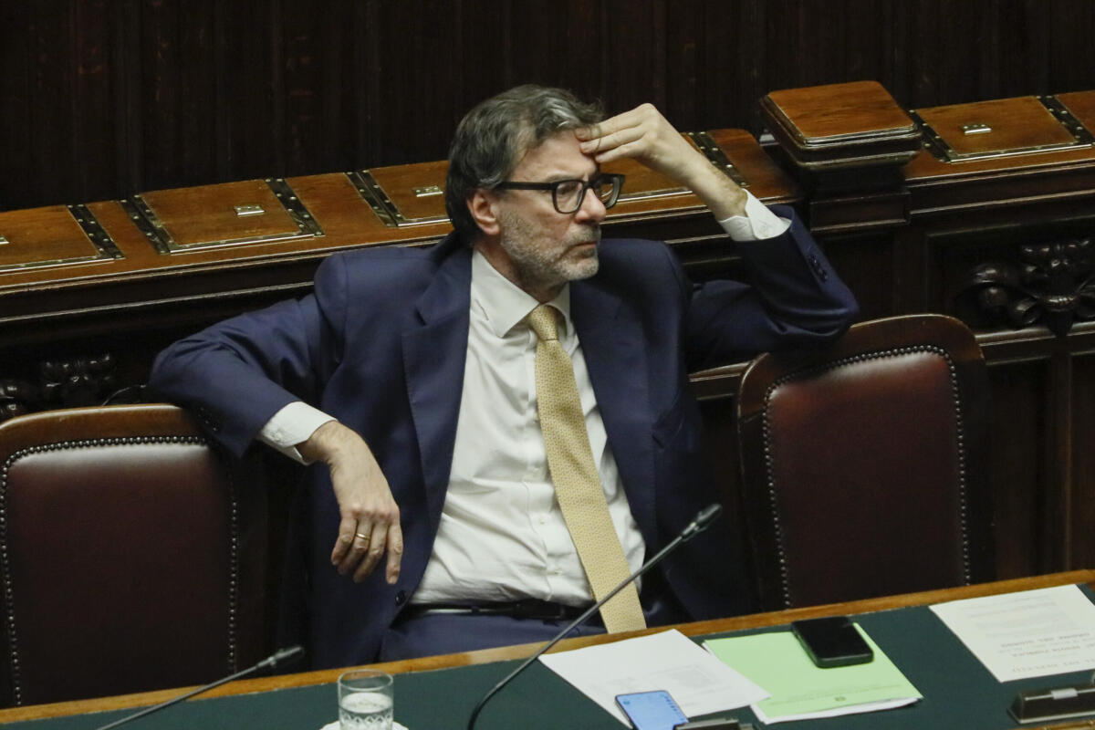 Istat: deficit 2025 al 3,1% e pressione fiscale al 42,9%. L'Italia non uscirà subito dalla procedura UE - 