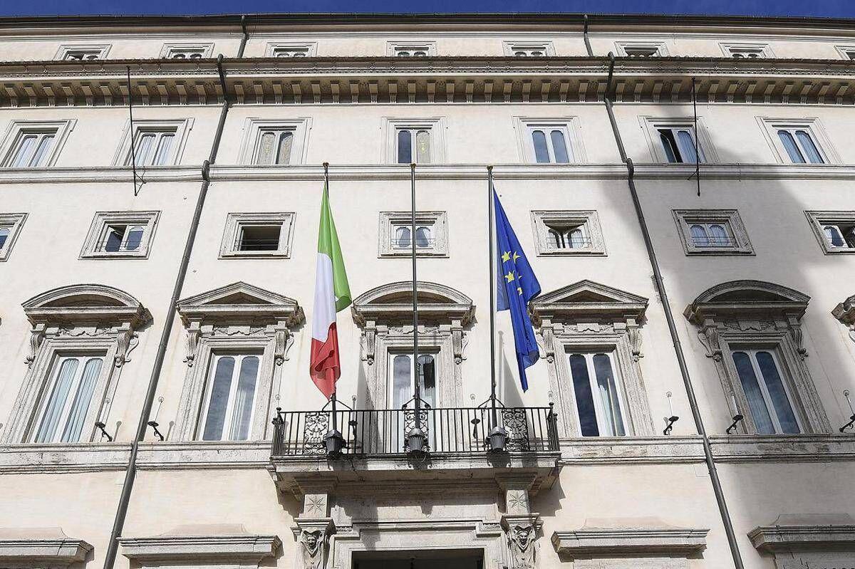 Quattro anni di governo Meloni, spread e conti pubblici: la scommessa sulla stabilità finanziaria - 